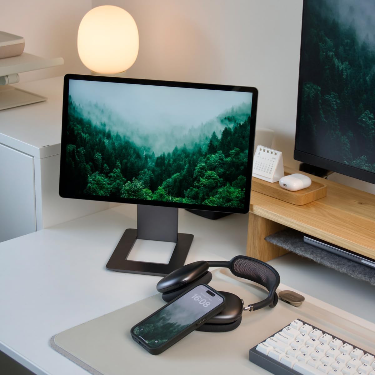 SOTSU FlipAction Pro 16' Gen2 Premium Portable Monitor | Super Compact | Pivot Rotate | 2560x1600 DCI P3 | 120Hz | 400 Nits | Full Metal CNC | Perfect Match for Mac and Windows (Metallic Gray)