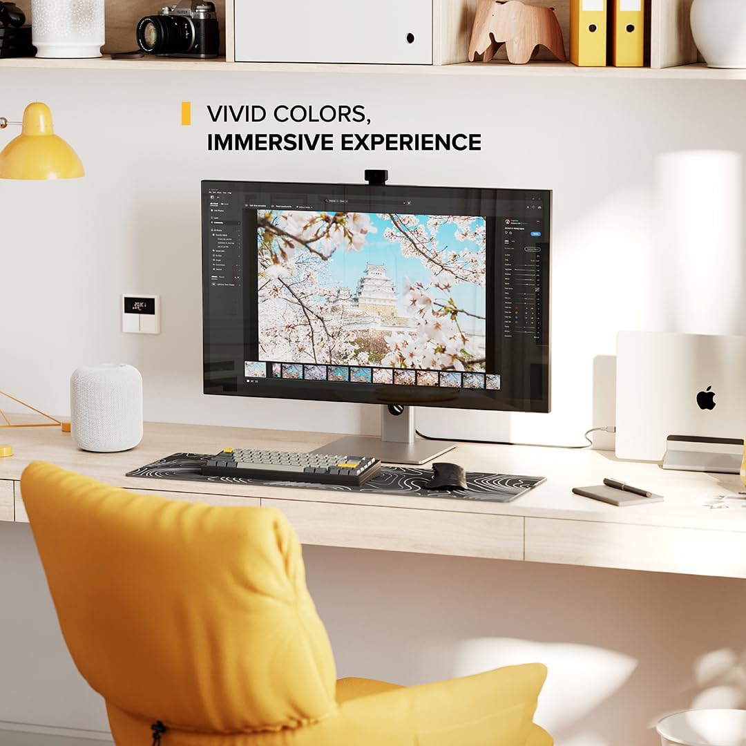 ALOGIC Clarity Pro 27' UHD 4K Monitor with 65W PD and Webcam