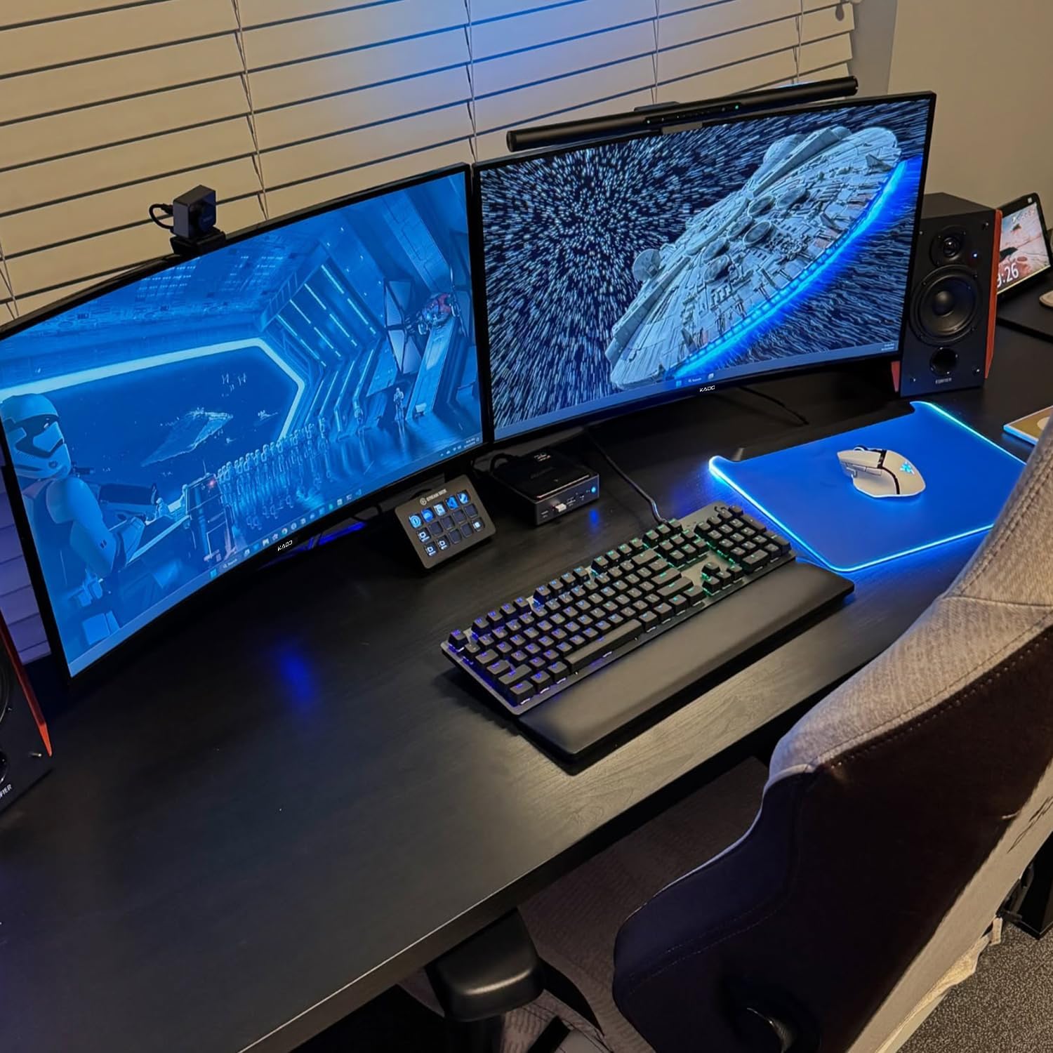 Kado Dual Gaming Monitor Setup - 2-Pack 24' 180Hz 1ms Curved 1500R 1920x1080, AMD FreeSync Premium, Panoramic Gaming Multi-View Split Screen Streaming, VESA Mount HDMI DisplayPort Built-in Speakers