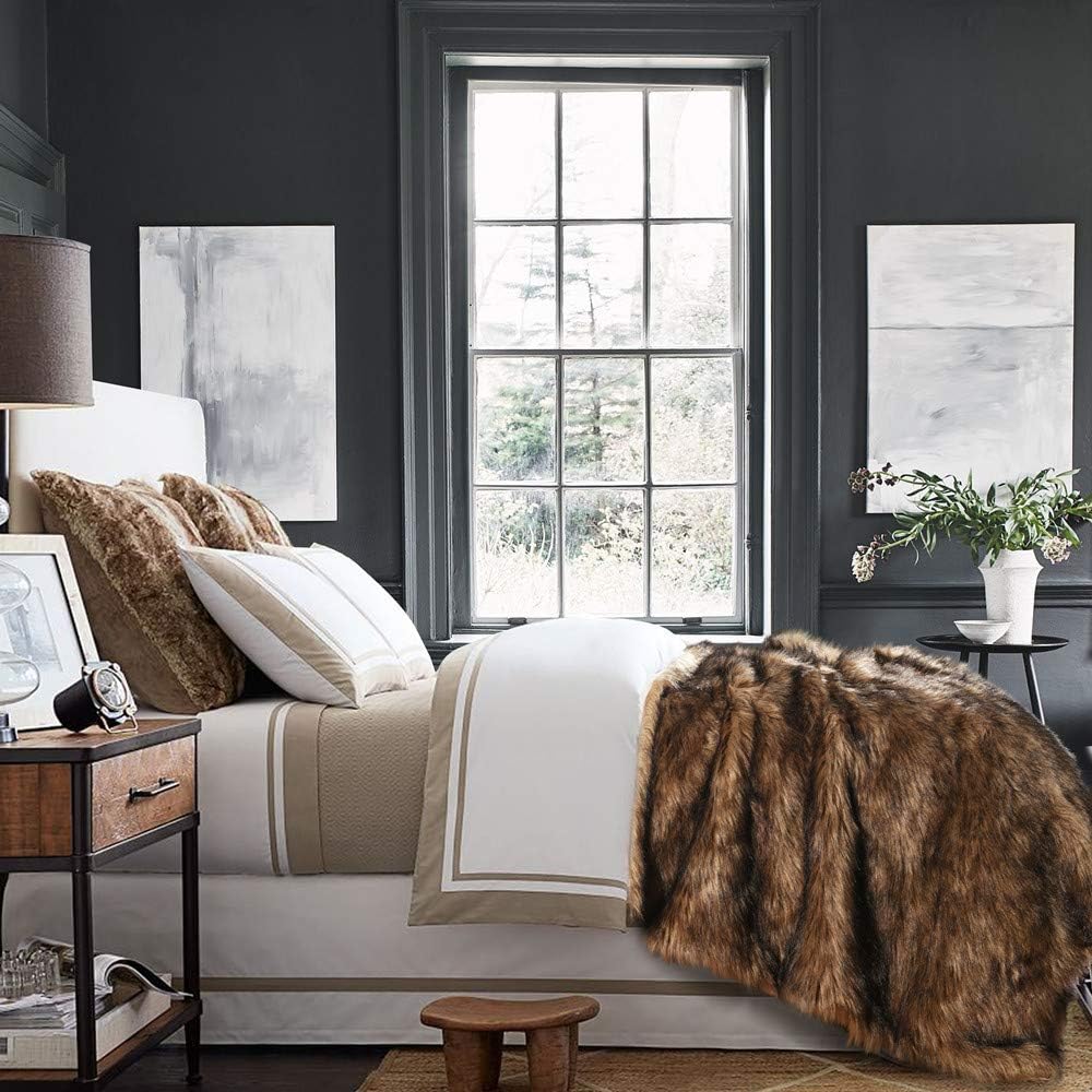 Luxury Plush Faux Fur Blanket King Size, Long Pile Brown with Black Tipped Throws, Oversized Super Warm, Fuzzy, Elegant, Fluffy Decoration Throw Blanket for Sofa, Armchair, Couch and Bed, 104'x90'