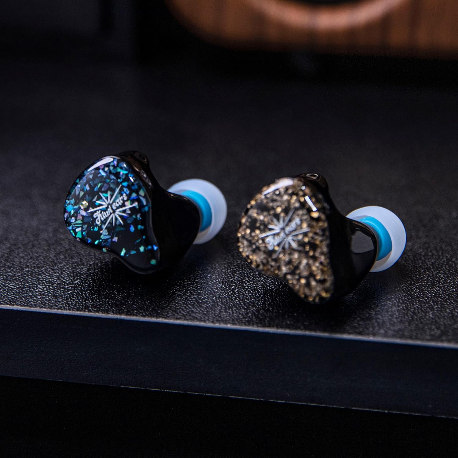 Linsoul Kiwi Ears Astral 1DD+6BA Hybrid in Ear Monitor, Wired Earbuds, HiFi Studio Recording &Mixing Earphone, Portable Gaming IEMs for Professional Music Engineers Audiophiles (Blue)