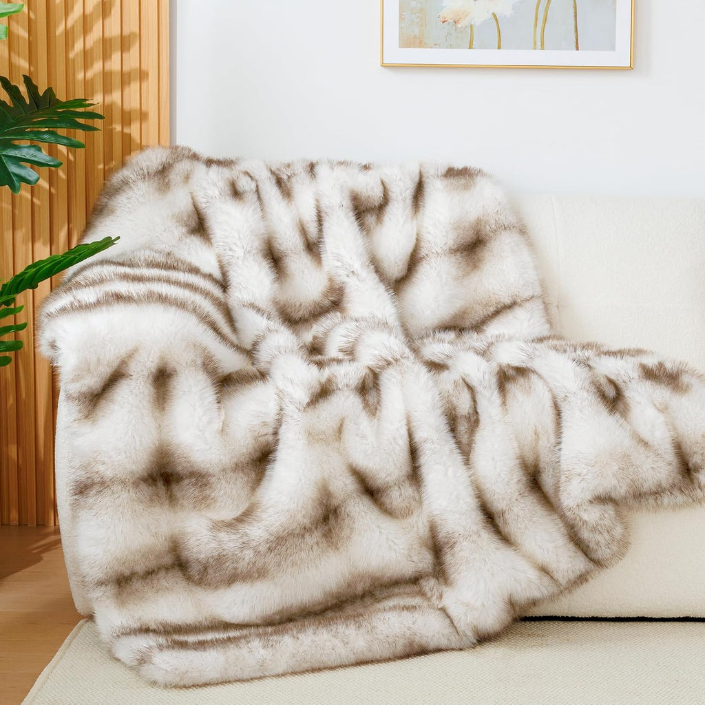 Touchat Luxury 1000GSM Faux Fur Queen Blanket, Super Thick Warm Cozy Heavy Blankets for Couch Bed Sofa, Plush Fuzzy Elegant Winter Reversible Mink Blanket for Living Room Bedroom,Taupe