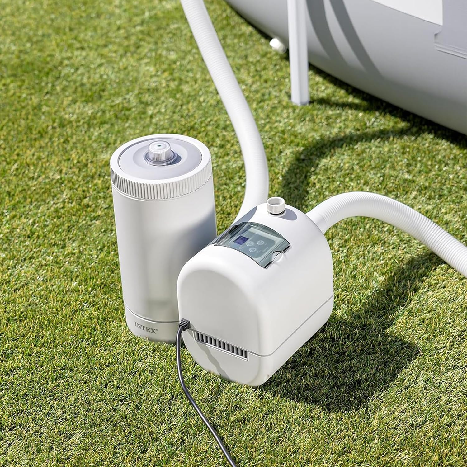 INTEX Krystal Clear Saltwater Pool Chlorine System for Above Ground Pools up to 4,500 Gallons, Pool Cleaner with Automatic Timer and Self Cleaning