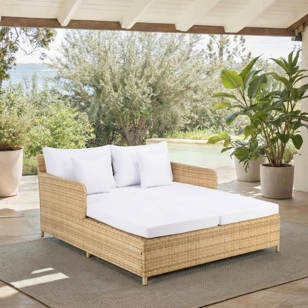 SAFAVIEH Outdoor - Cadeo Daybed - Natural & White - Steel Frame with Cushion - Deep-Seat Resort Design with Pillows - Ideal for Patio, Deck, Poolside, Backyard (PAT7500D)