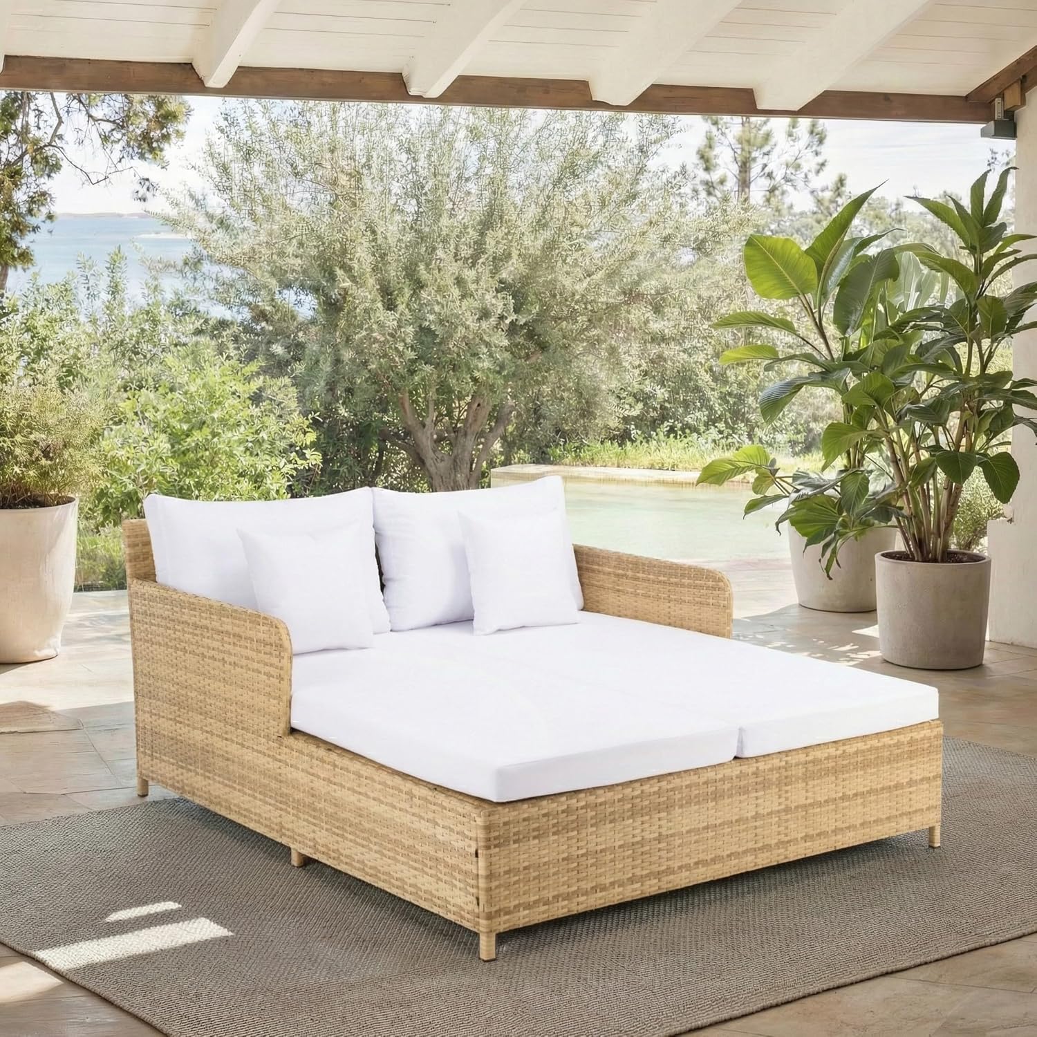 SAFAVIEH Outdoor - Cadeo Daybed - Natural & White - Steel Frame with Cushion - Deep-Seat Resort Design with Pillows - Ideal for Patio, Deck, Poolside, Backyard (PAT7500D)